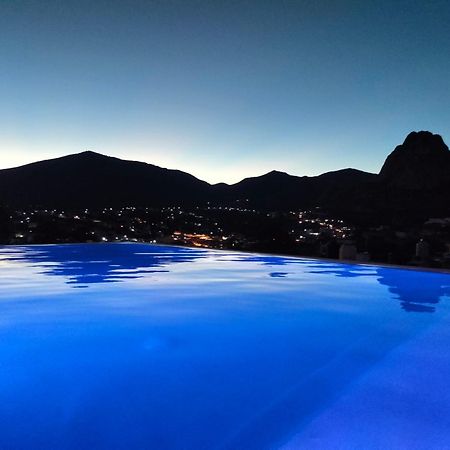 Hotel Villa Penasco Bernal Buitenkant foto
