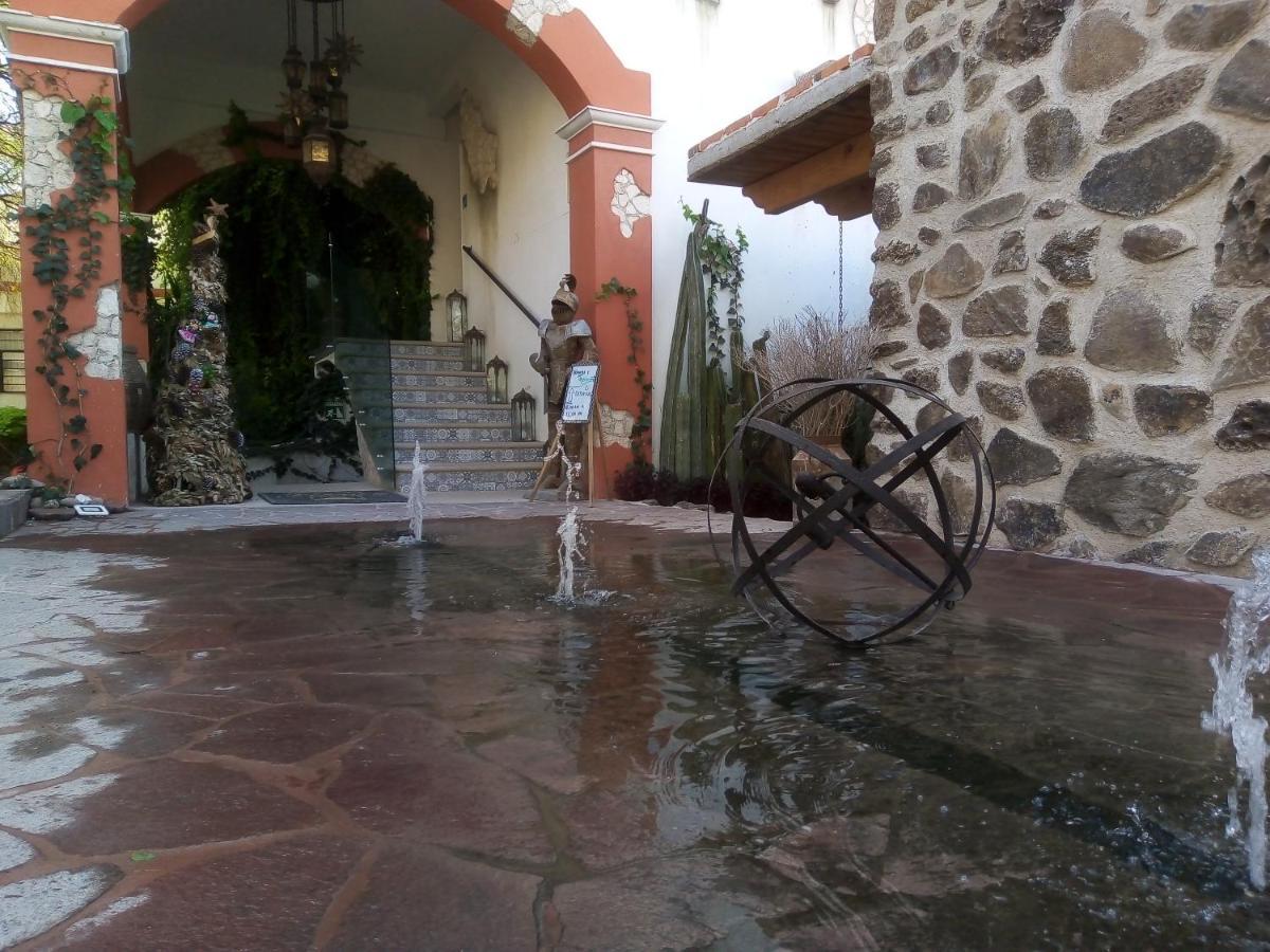 Hotel Villa Penasco Bernal Buitenkant foto