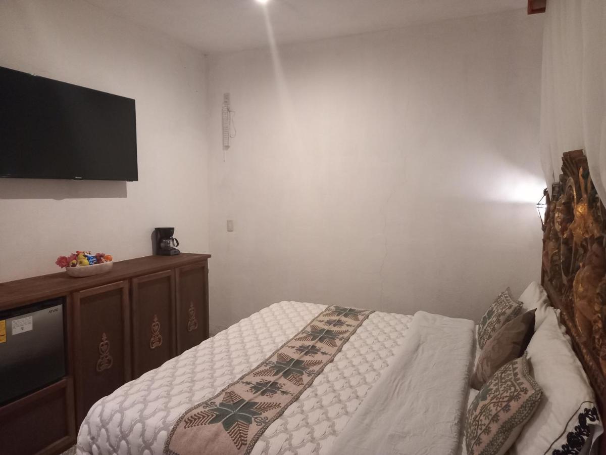 Hotel Villa Penasco Bernal Buitenkant foto